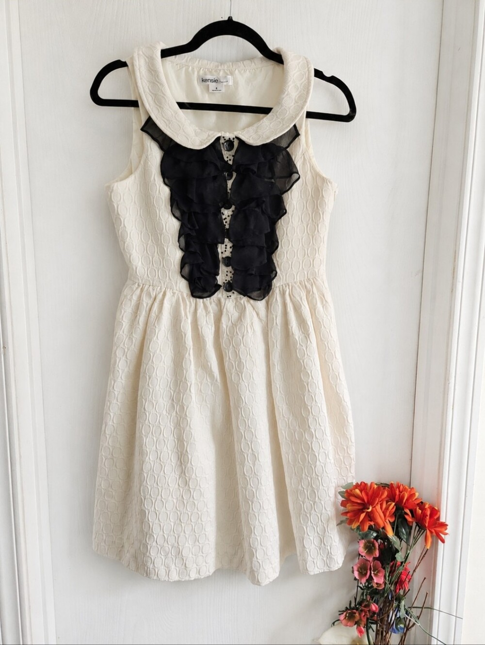 Kensie | Cream Fit & Flare Dress Black Frill Peter Pan Collar Sleeveless Mini - Picture 3 of 11